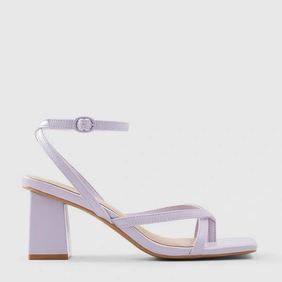 Call It Spring Kianna Block Heel Sandal - Picture 3 of 10